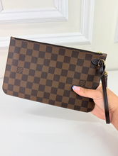LOUIS VUITTON NEVERFULL POCHETTE DE