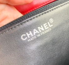 CHANEL CLASSIC MEDIUM SINGLE FLAP BLACK AND RED