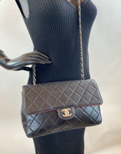CHANEL CLASSIC MEDIUM SINGLE FLAP BLACK AND RED