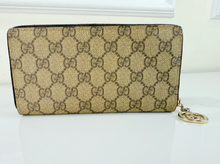 GUCCI ZIP AROUND WALLET