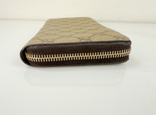 GUCCI ZIP AROUND WALLET