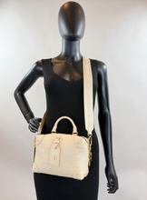 LOUIS VUITTON PETITE MALLE SOUPLE EMPREINTE IN CREME