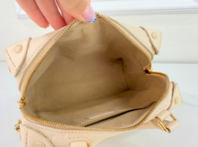 LOUIS VUITTON PETITE MALLE SOUPLE EMPREINTE IN CREME
