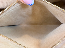 LOUIS VUITTON PETITE MALLE SOUPLE EMPREINTE IN CREME