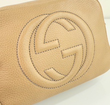 GUCCI SOHO DISCO CROSSBODY IN TAN