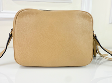 GUCCI SOHO DISCO CROSSBODY IN TAN