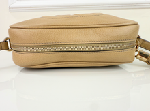 GUCCI SOHO DISCO CROSSBODY IN TAN