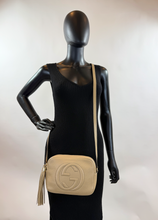 GUCCI SOHO DISCO CROSSBODY IN TAN