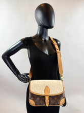 LOUIS VUITTON DIANE NM SHEARLING LIMITED EDITION