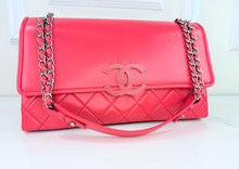 CHANEL HAMPTONS ACCORDION FLAP IN PINK