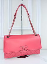 CHANEL HAMPTONS ACCORDION FLAP IN PINK
