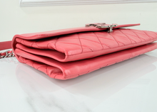 CHANEL HAMPTONS ACCORDION FLAP IN PINK