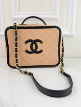 CHANEL LARGE CAVIAR QUILTED CC FILIGREE VANITY CASE IN BEIGE AND BLACK
