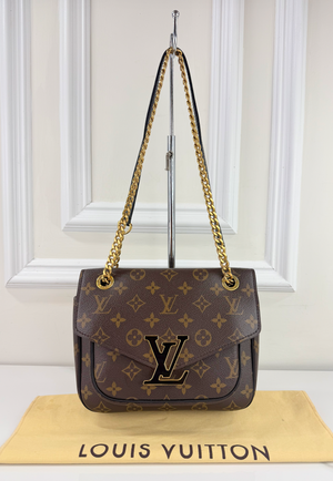 LOUIS VUITTON PASSY