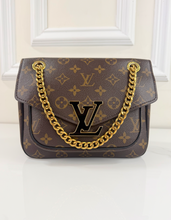 LOUIS VUITTON PASSY