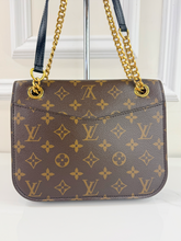 LOUIS VUITTON PASSY