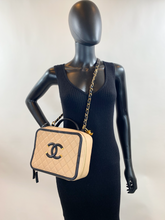 CHANEL LARGE CAVIAR QUILTED CC FILIGREE VANITY CASE IN BEIGE AND BLACK
