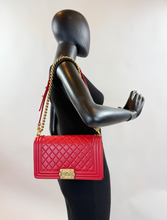 CHANEL BOY FLAP QUILTED LAMBSKIN MEDIUM IN RED