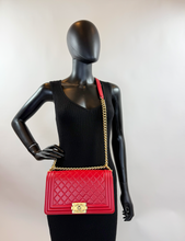 CHANEL BOY FLAP QUILTED LAMBSKIN MEDIUM IN RED