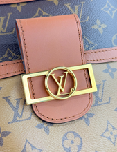 LOUIS VUITTON DAUPHINE REVERSE HOBO MM