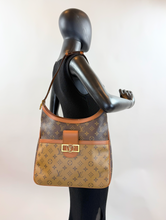 LOUIS VUITTON DAUPHINE REVERSE HOBO MM