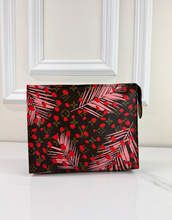 LOUIS VUITTON TOILETRY POUCH 26 JUNGLE DOTS