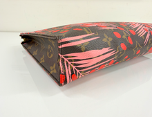 LOUIS VUITTON TOILETRY POUCH 26 JUNGLE DOTS