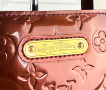 LOUIS VUITTON WILSHIRE MM PATENT ROUGE FAUVISTE