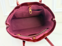 LOUIS VUITTON WILSHIRE MM PATENT ROUGE FAUVISTE