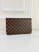 LOUIS VUITTON NEVERFULL POCHETTE DE