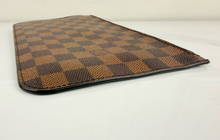 LOUIS VUITTON NEVERFULL POCHETTE DE
