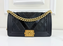 CHANEL BOY CAVIAR IN THE MIX CHEVRON MEDIUM