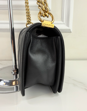 CHANEL BOY CAVIAR IN THE MIX CHEVRON MEDIUM