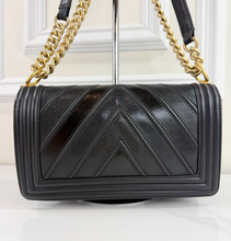 CHANEL BOY CAVIAR IN THE MIX CHEVRON MEDIUM
