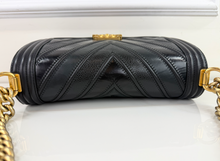 CHANEL BOY CAVIAR IN THE MIX CHEVRON MEDIUM