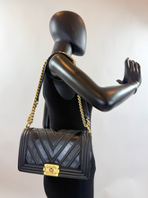 CHANEL BOY CAVIAR IN THE MIX CHEVRON MEDIUM