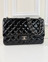 CHANEL JUMBO DOUBLE FLAP BAG PATENT QUILTED
