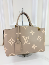 LOUIS VUITTON PETIT PALAIS BICOLOR EMPREINTE GIANT