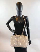 LOUIS VUITTON PETIT PALAIS BICOLOR EMPREINTE GIANT