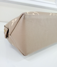 LOUIS VUITTON PETIT PALAIS BICOLOR EMPREINTE GIANT