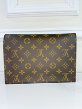 LOUIS VUITTON POCHETTE RABAT 23 ON CHAIN