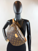 LOUIS VUITTON BUMBAG