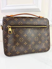 LOUIS VUITTON POCHETTE METIS MONOGRAM