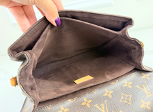 LOUIS VUITTON POCHETTE METIS MONOGRAM