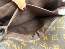 LOUIS VUITTON POCHETTE METIS MONOGRAM