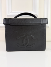 CHANEL CAVIAR CC VANITY BOX CASE VINTAGE