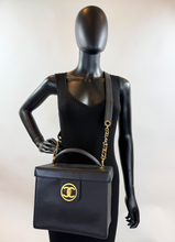 CHANEL CAVIAR CC VANITY BOX CASE VINTAGE