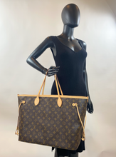 LOUIS VUITTON NEVERFULL GM BANDOULIERE INSIDE OUT