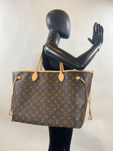 LOUIS VUITTON NEVERFULL GM BANDOULIERE INSIDE OUT