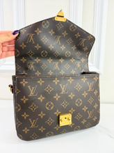 LOUIS VUITTON POCHETTE METIS MONOGRAM